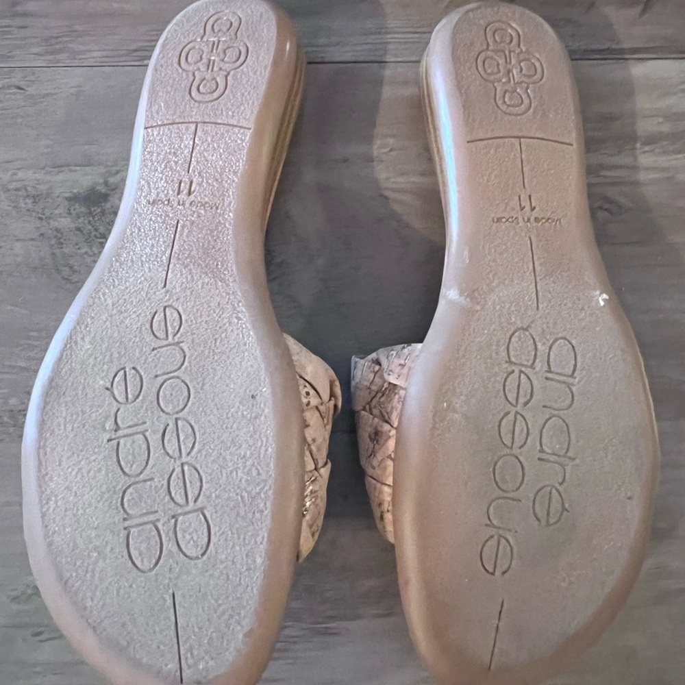 Andre Assous Beige Woven Slide Sandals - Picture 8 of 11